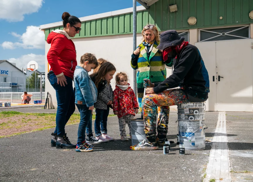 Conviés par Nadau Architecture, Milmurs a eu le privilège de produire la première édition du festival international d'art mural de la ville de Bègles.