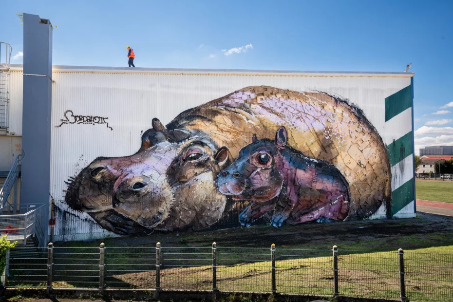 Conviés par Nadau Architecture, Milmurs a eu le privilège de produire la première édition du festival international d'art mural de la ville de Bègles.